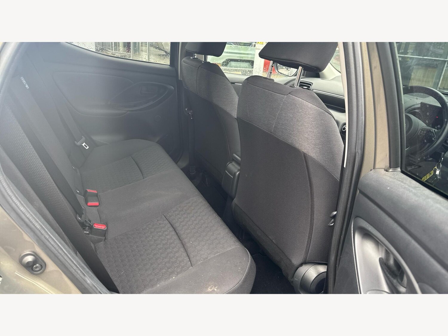 Used Toyota Yaris 2022 for sale - 76573425: Photo 14