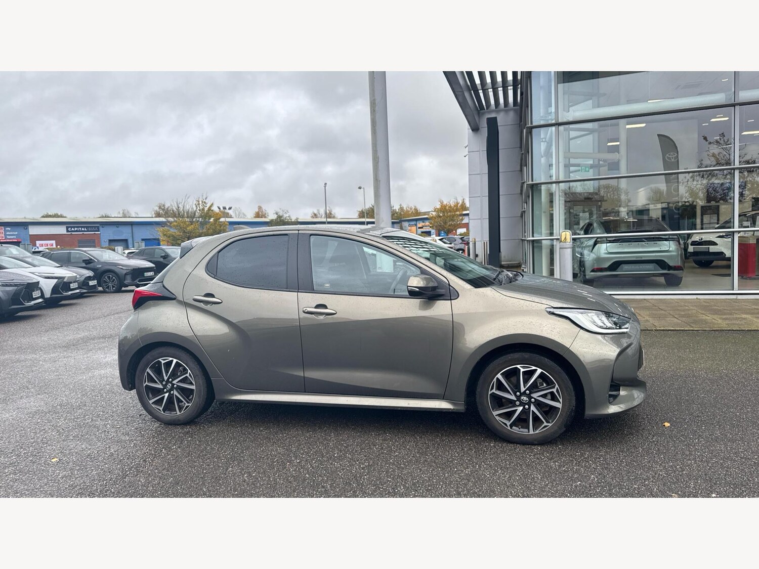 Used Toyota Yaris 2022 for sale - 76573425: Photo 18