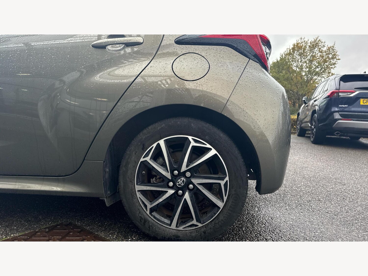 Used Toyota Yaris 2022 for sale - 76573425: Photo 20