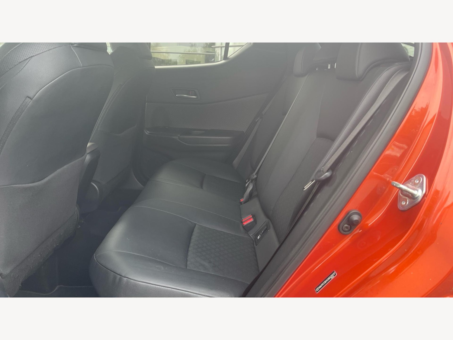 Used Toyota C-HR 2020 for sale - 76167037: Photo 15