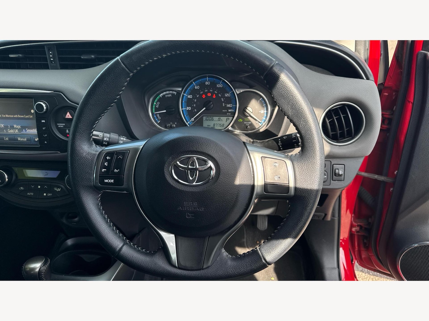 Used Toyota Yaris 2015 for sale - 76159000: Photo 10
