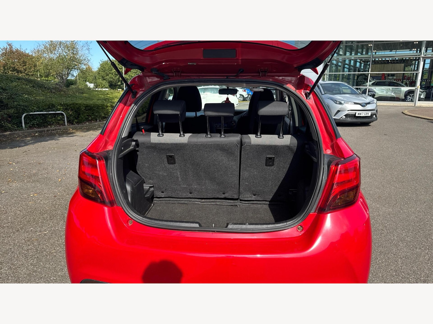Used Toyota Yaris 2015 for sale - 76159000: Photo 16