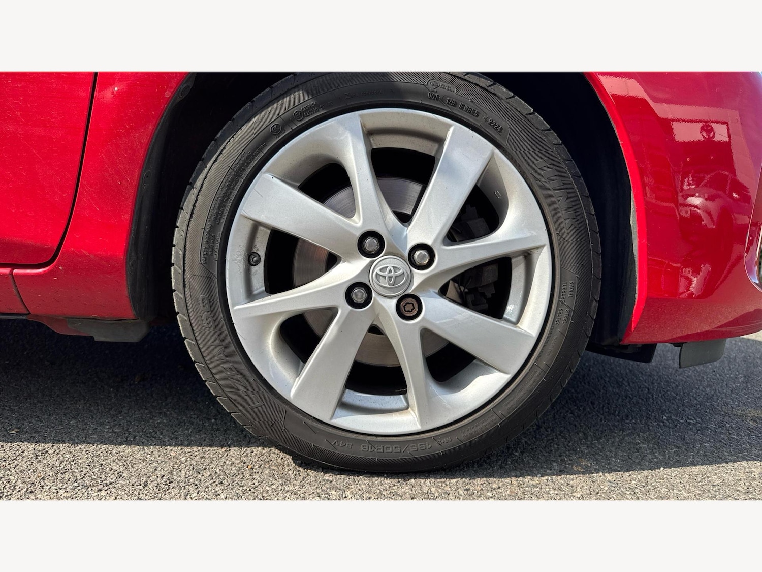 Used Toyota Yaris 2015 for sale - 76159000: Photo 20