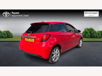 Used Toyota Yaris 2015 for sale - 76159000: Photo 2