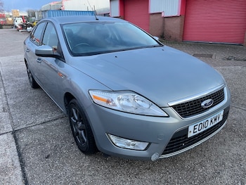 2010 (10) - 2.0 TDCi Zetec 5dr