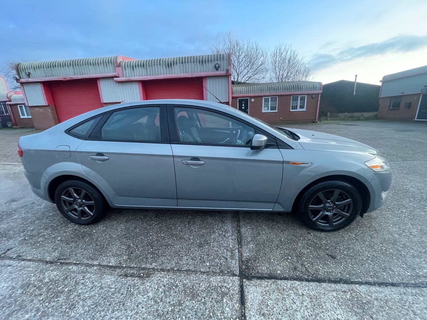 Used Ford Mondeo 2010 for sale - 77168581: Photo 2
