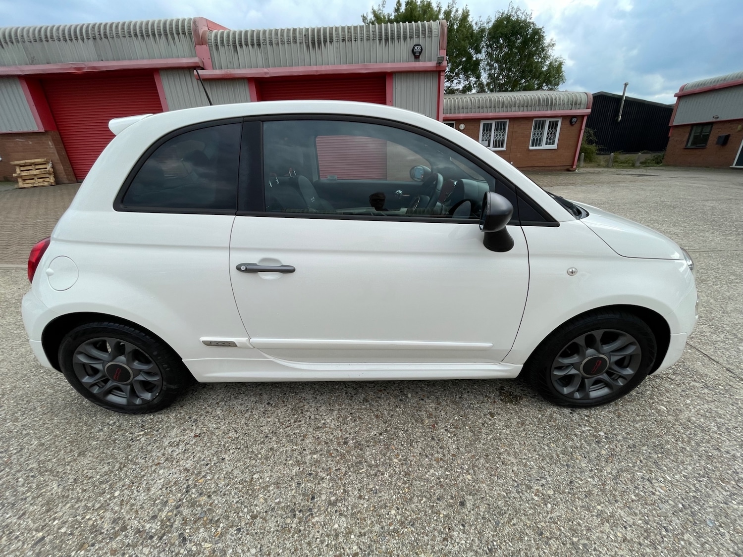 Used Fiat 500 2017 for sale - 76089318: Photo 2