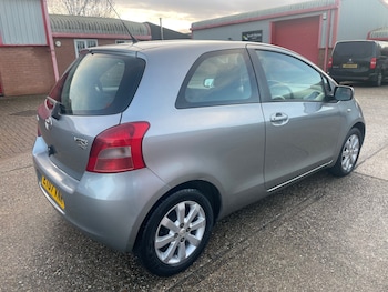 Used Toyota Yaris 2007 for sale - 77233097: Photo