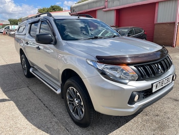 Used Mitsubishi L200 2018 for sale - 79457312: Photo