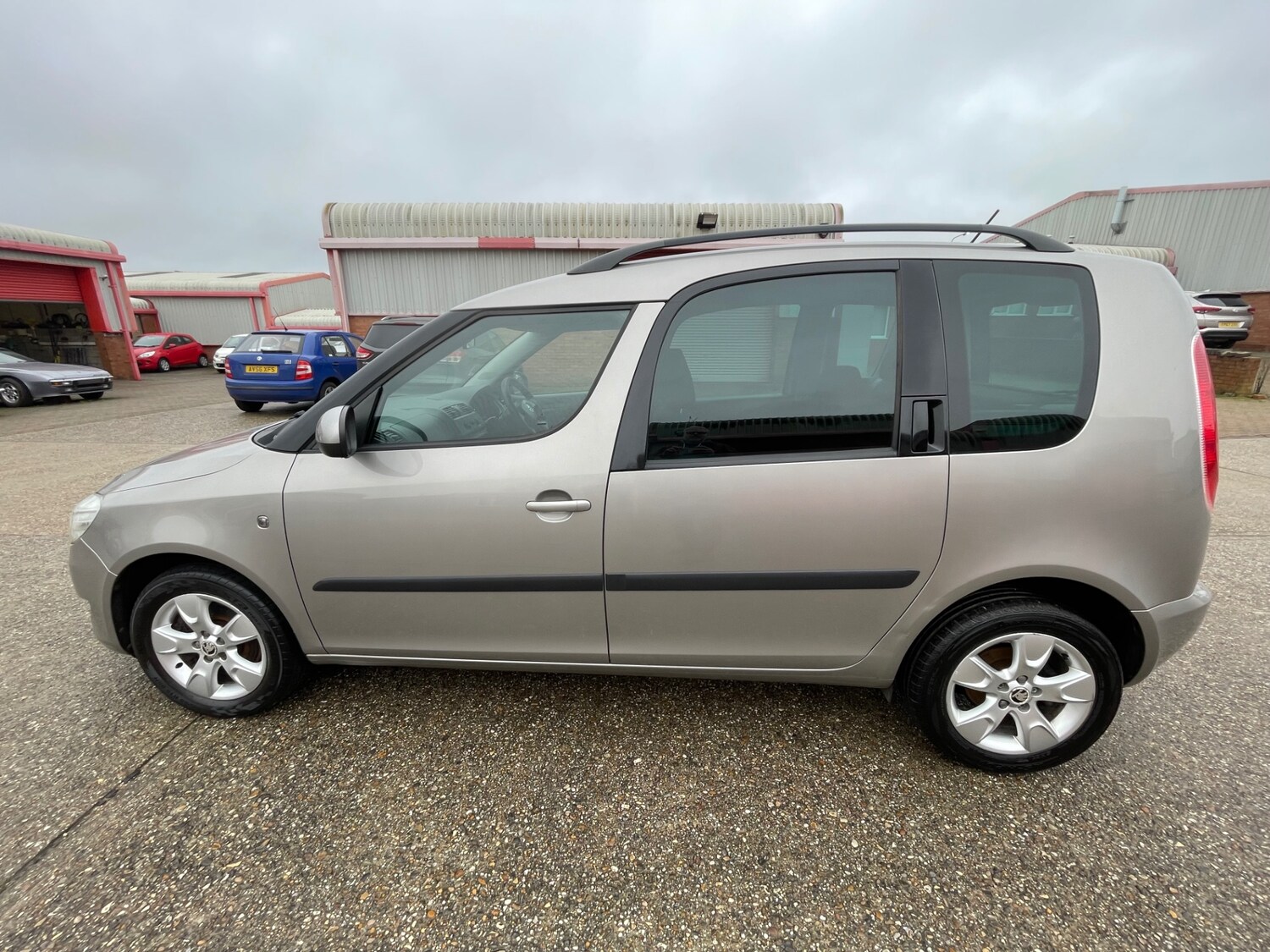 Used Skoda Roomster 2013 for sale - 77249046: Photo 6