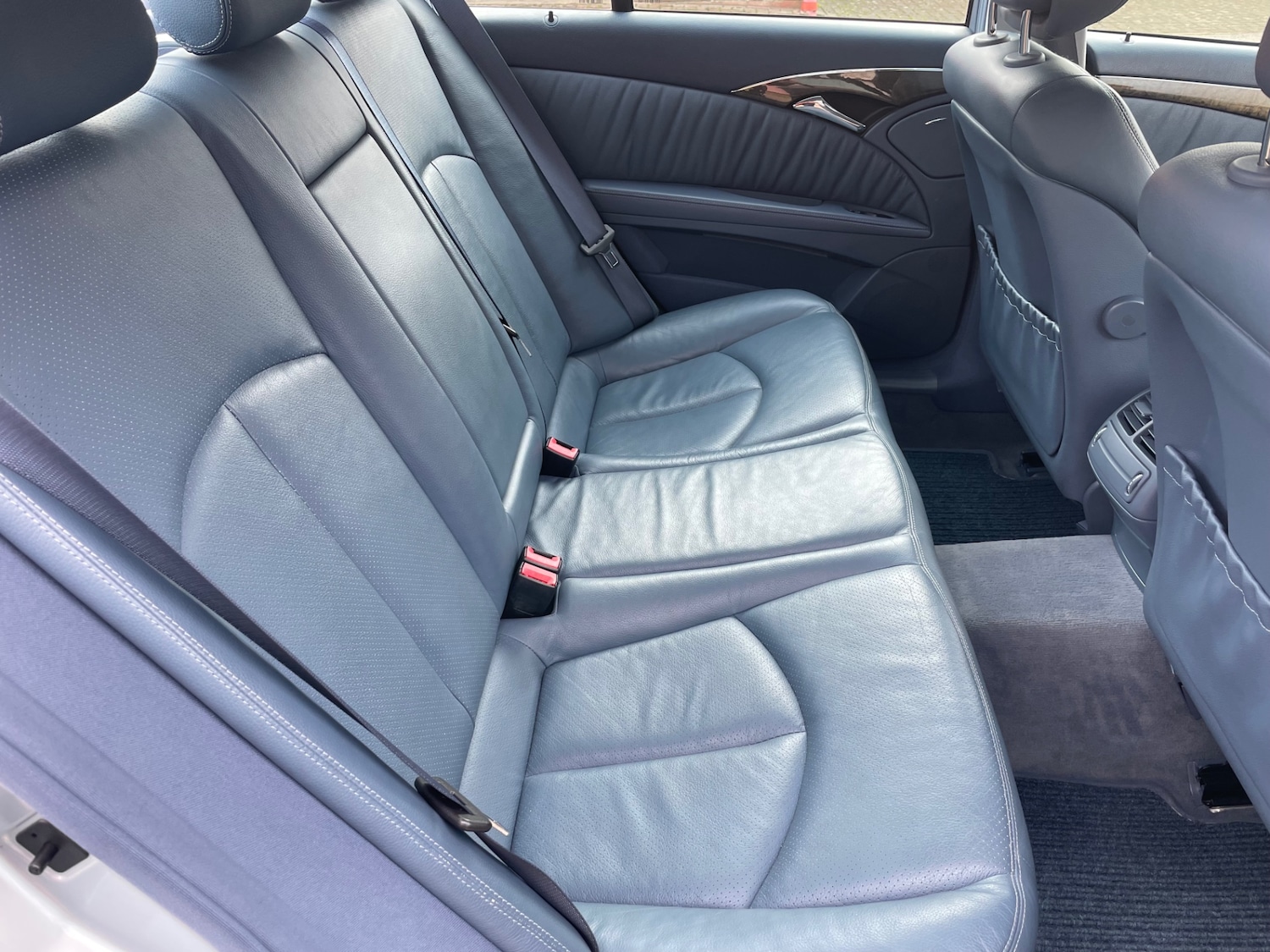 Used Mercedes-Benz E Class 2005 for sale - 76664314: Photo 17