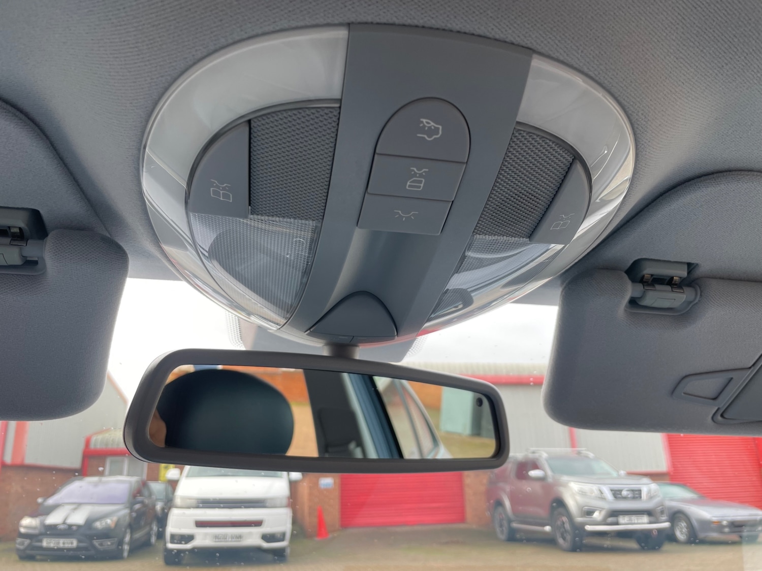 Used Mercedes-Benz E Class 2005 for sale - 76664314: Photo 28