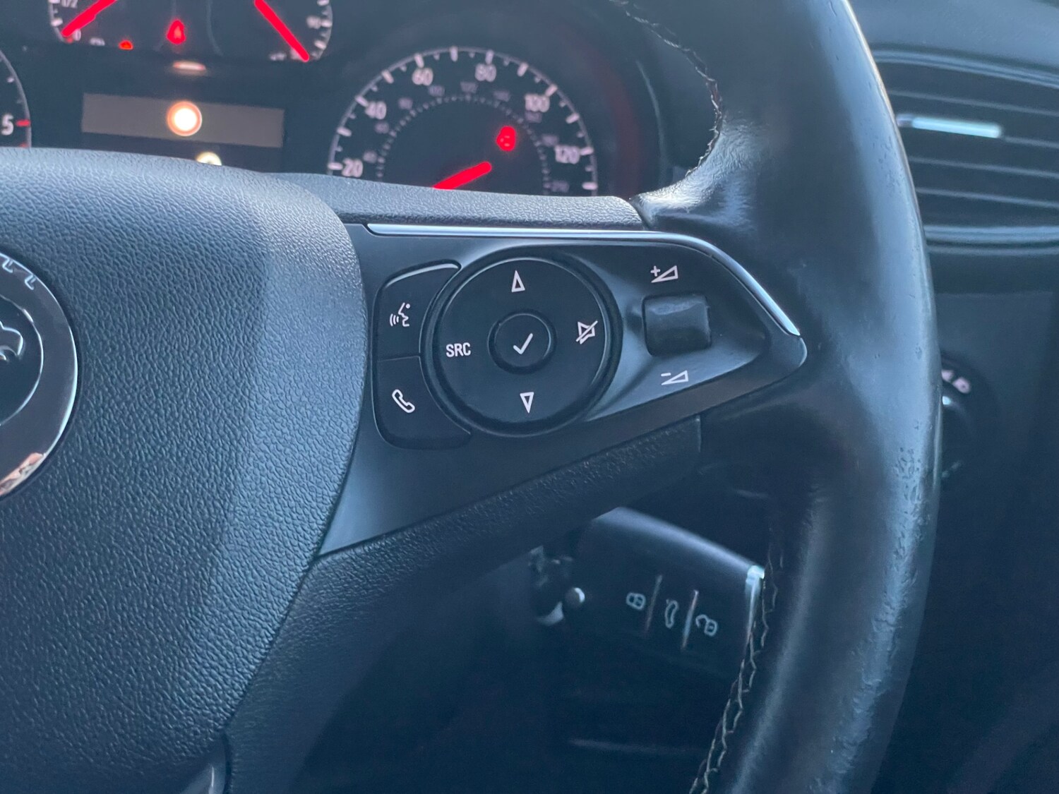 Used Vauxhall Crossland X 2018 for sale - 77888581: Photo 29