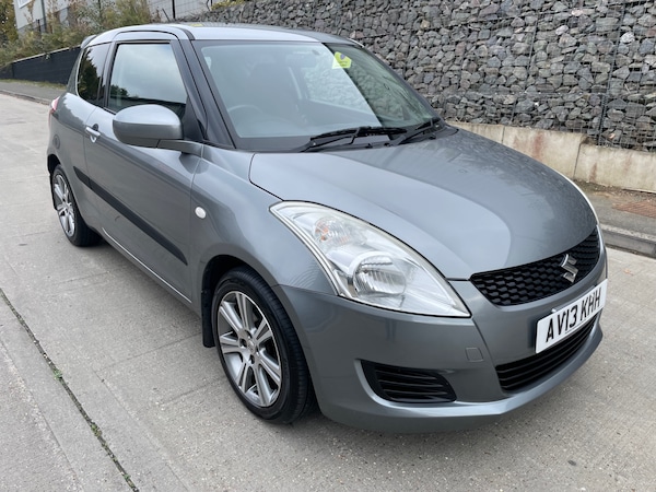 Used Suzuki Swift 2013 for sale - 76171486: Photo 1