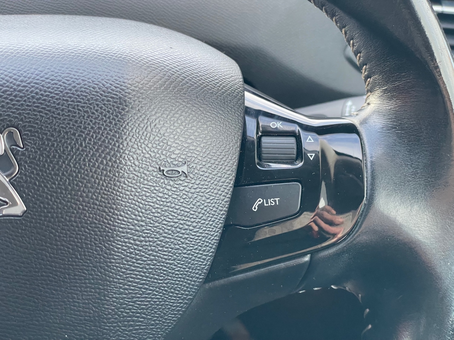 Used Peugeot 308 2015 for sale - 77271421: Photo 24