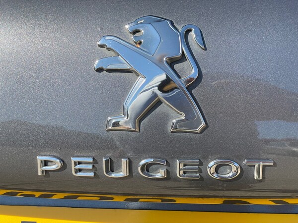 Used Peugeot 2008 2016 for sale - 75700132: Photo 33