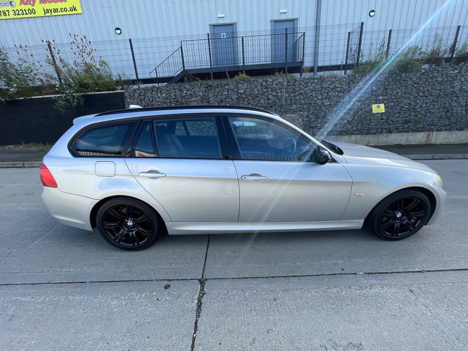 Used BMW 3 Series 2010 for sale - 75963294: Photo 2