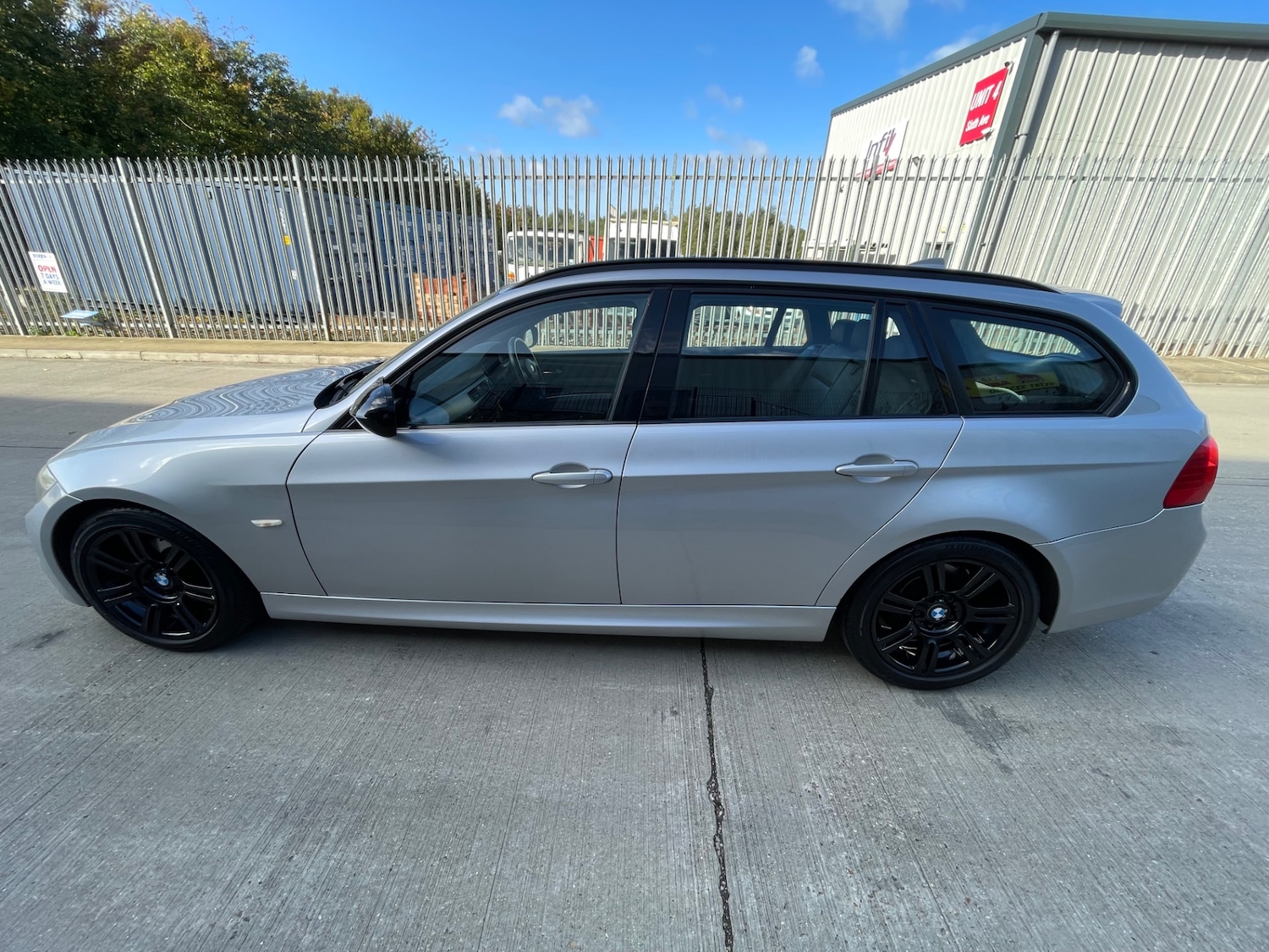 Used BMW 3 Series 2010 for sale - 75963294: Photo 6