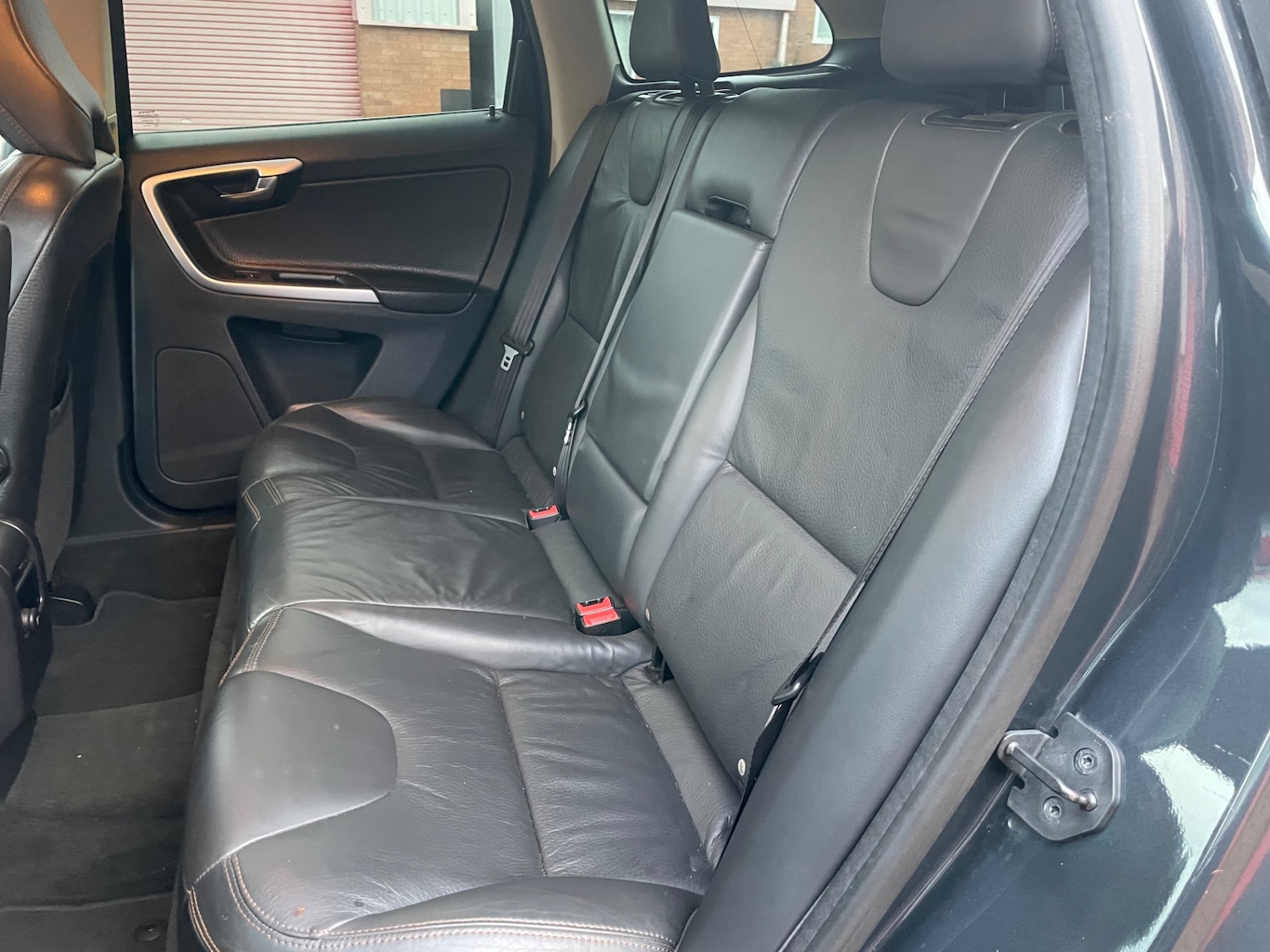 Used Volvo XC60 2011 for sale - 76416397: Photo 13