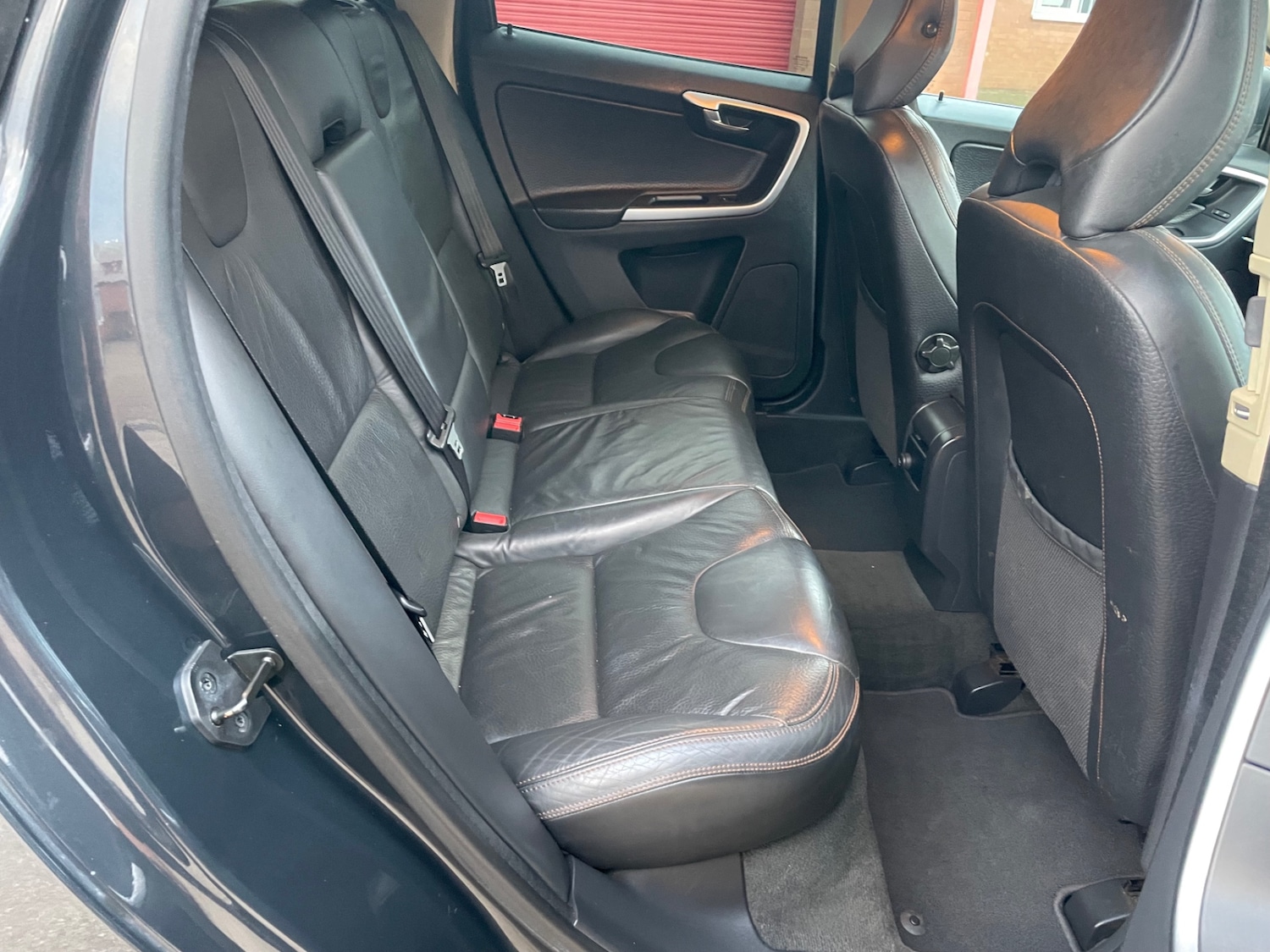 Used Volvo XC60 2011 for sale - 76416397: Photo 15