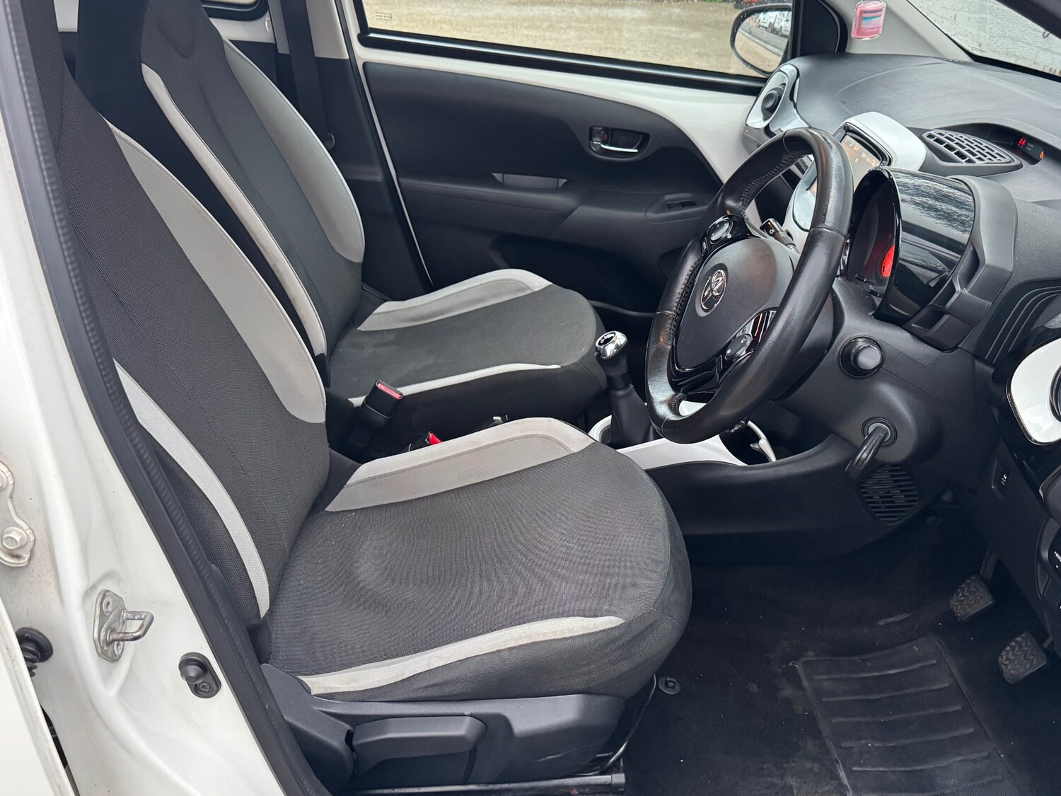 Used Toyota AYGO 2016 for sale - 78141015: Photo 11