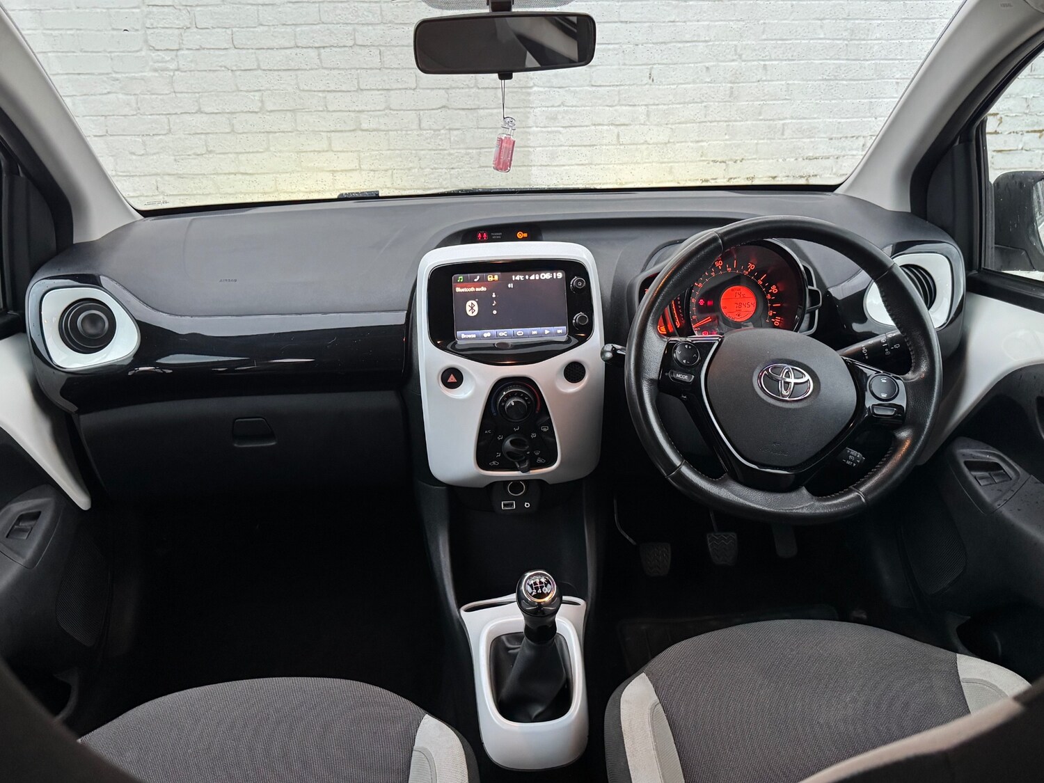 Used Toyota AYGO 2016 for sale - 78141015: Photo 13