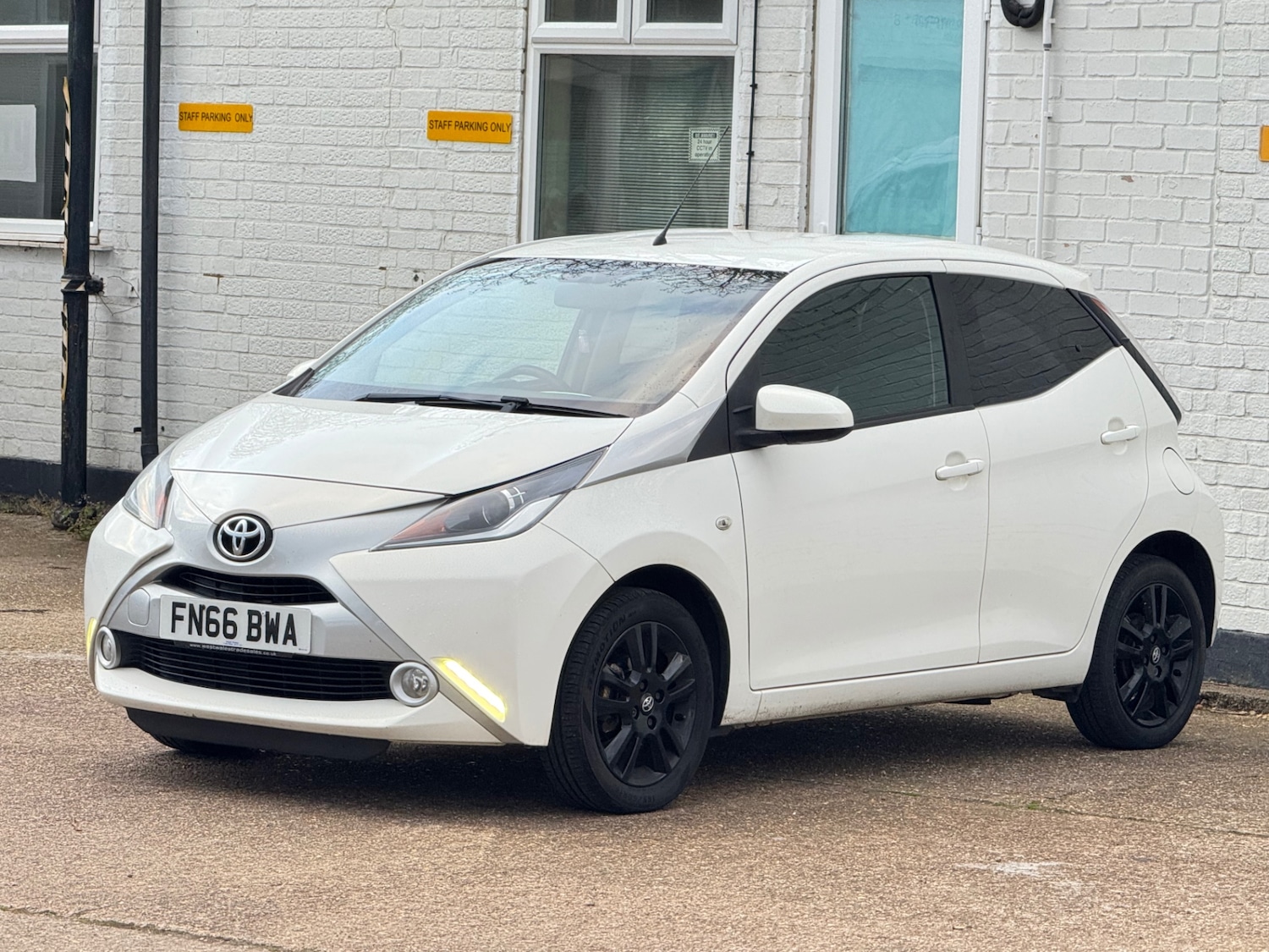 Used Toyota AYGO 2016 for sale - 78141015: Photo 3