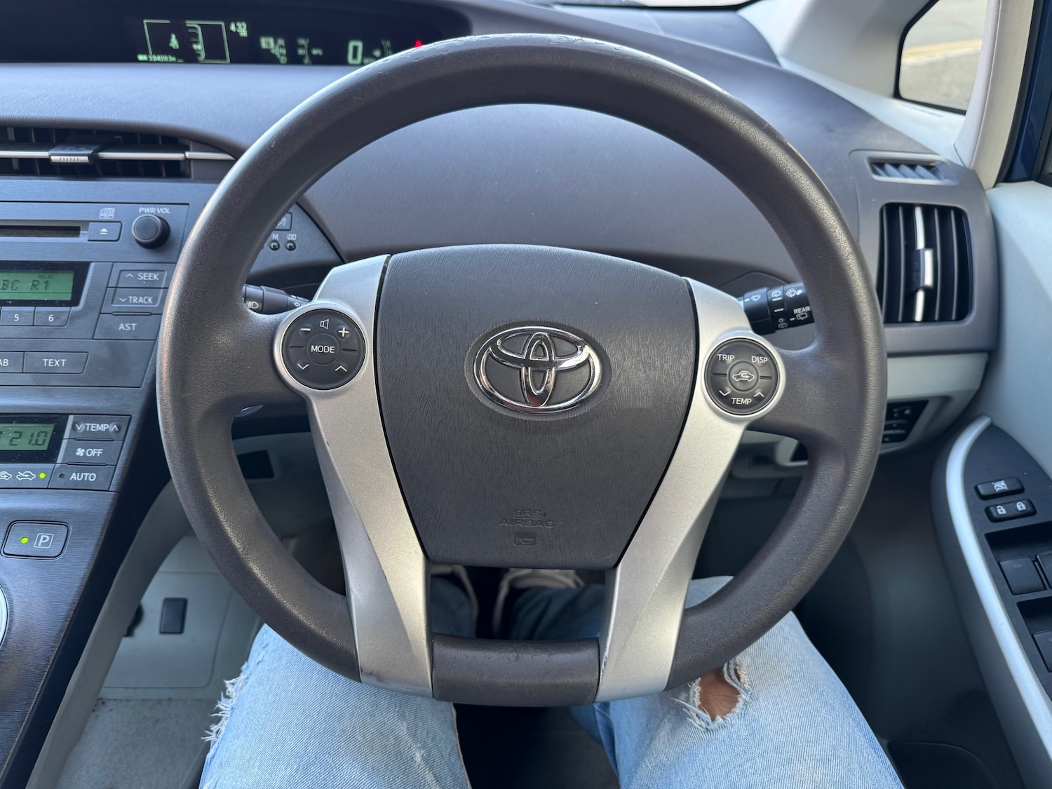 Used Toyota Prius 2011 for sale - 78018745: Photo 15