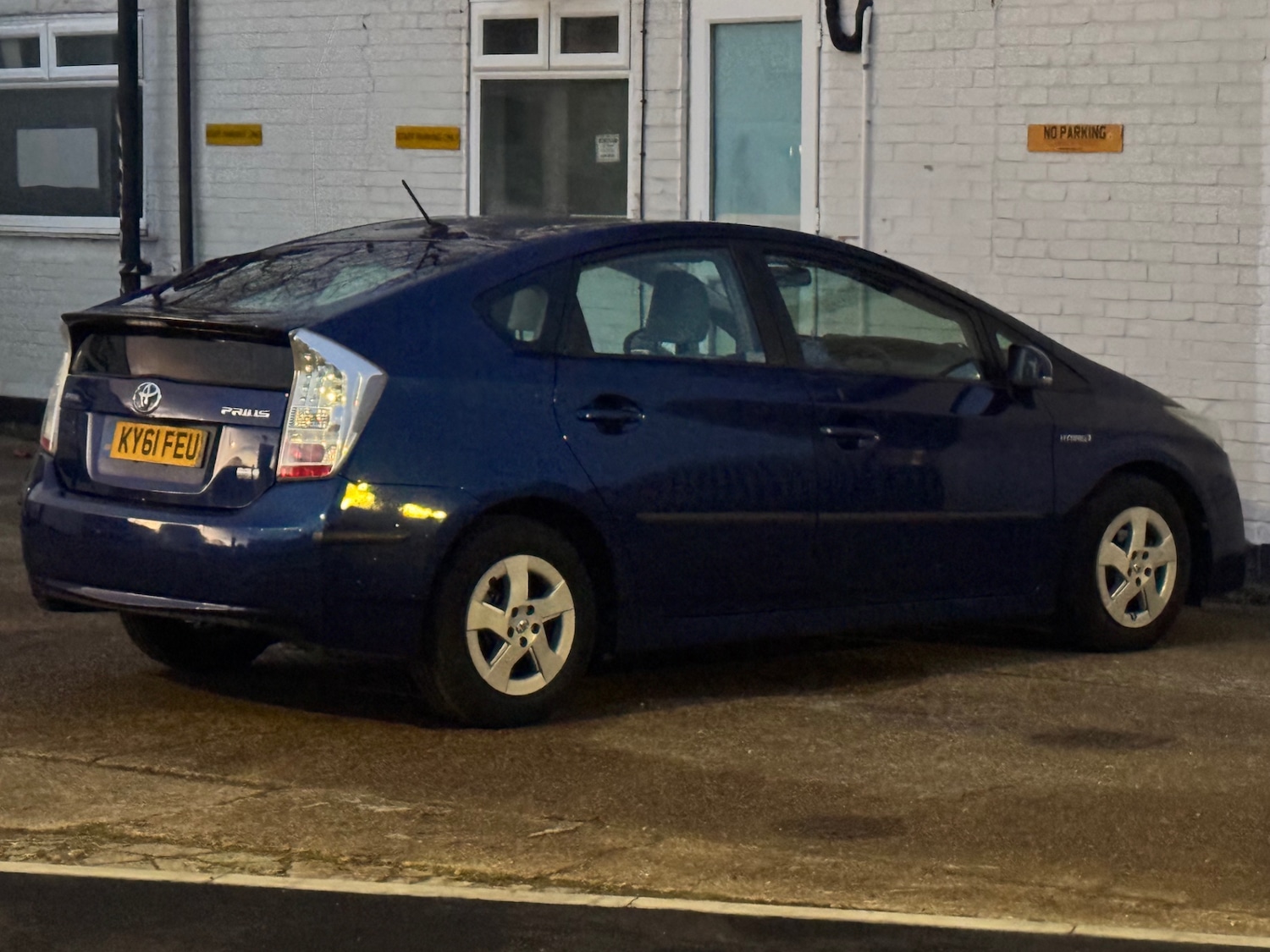 Used Toyota Prius 2011 for sale - 78018745: Photo 5