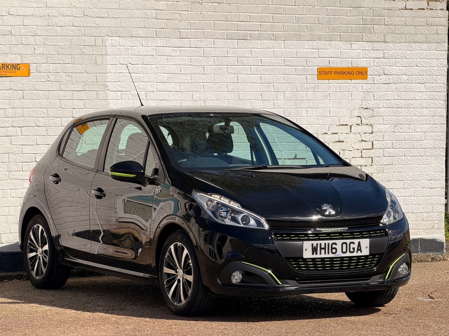 Used Peugeot 208 2016 for sale - 78141047: Photo 1