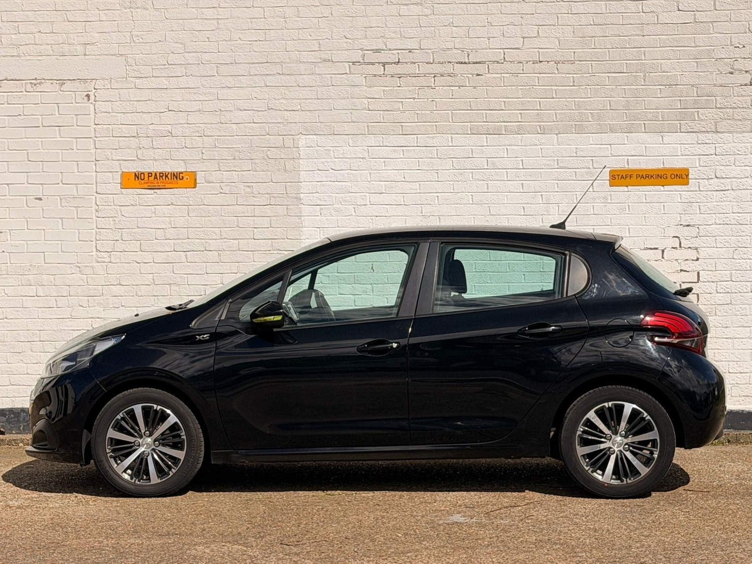 Used Peugeot 208 2016 for sale - 78141047: Photo 5