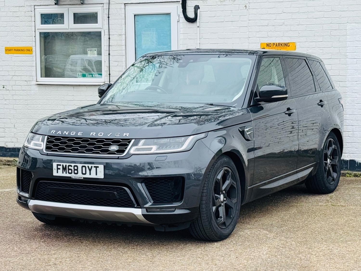 Used Land Rover Range Rover Sport 2018 for sale - 78061052: Photo 3