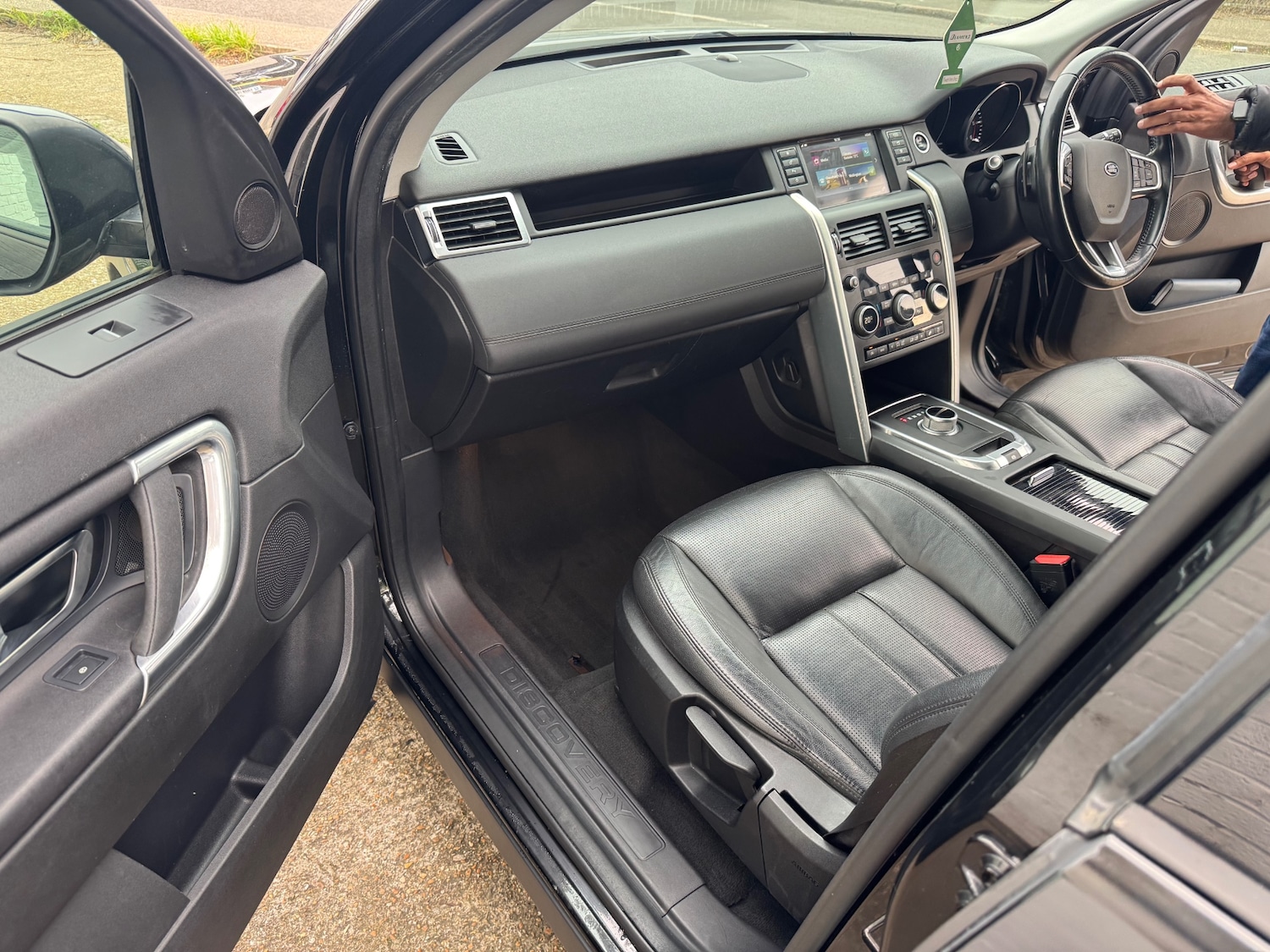 Used Land Rover Discovery Sport 2016 for sale - 78213877: Photo 17