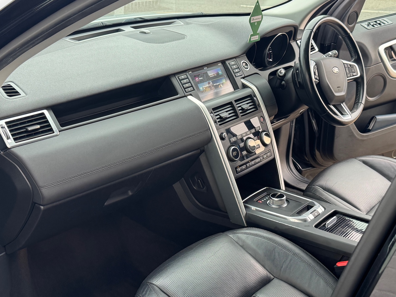 Used Land Rover Discovery Sport 2016 for sale - 78213877: Photo 18