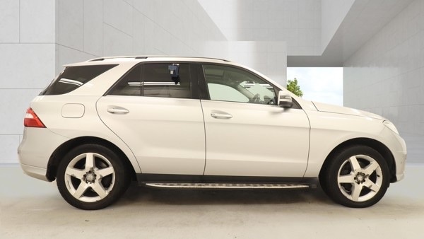 Used Mercedes-Benz M Class 2014 for sale - 78163564: Photo 4