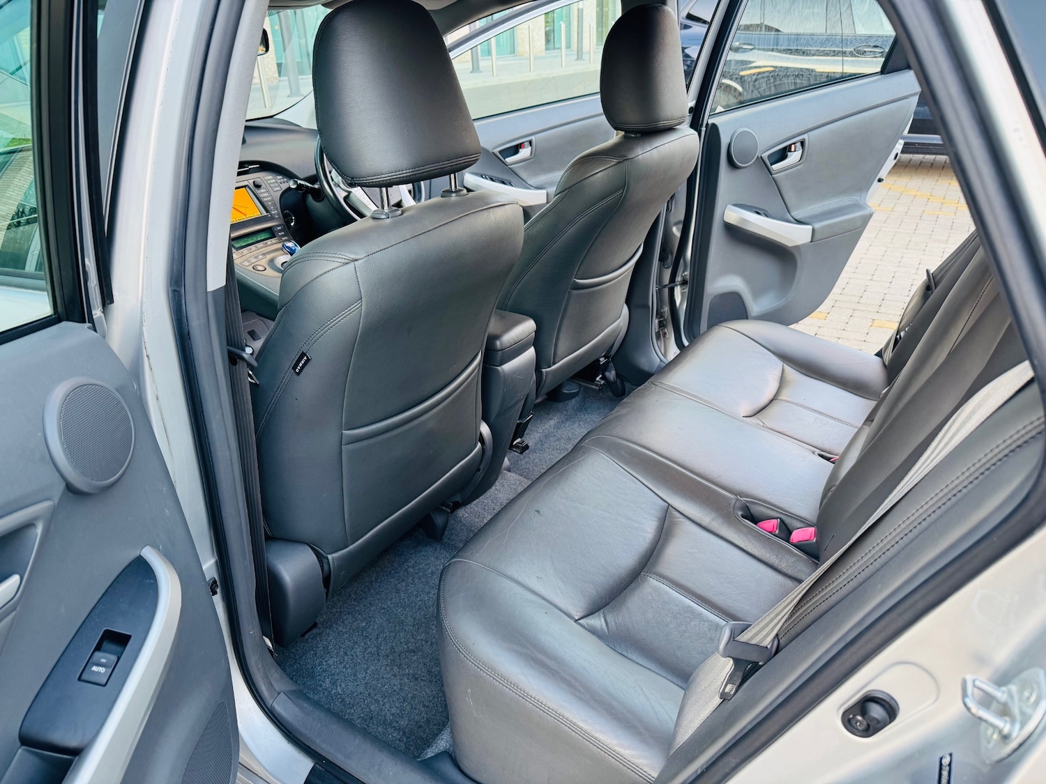 Used Toyota Prius 2010 for sale - 78014685: Photo 15