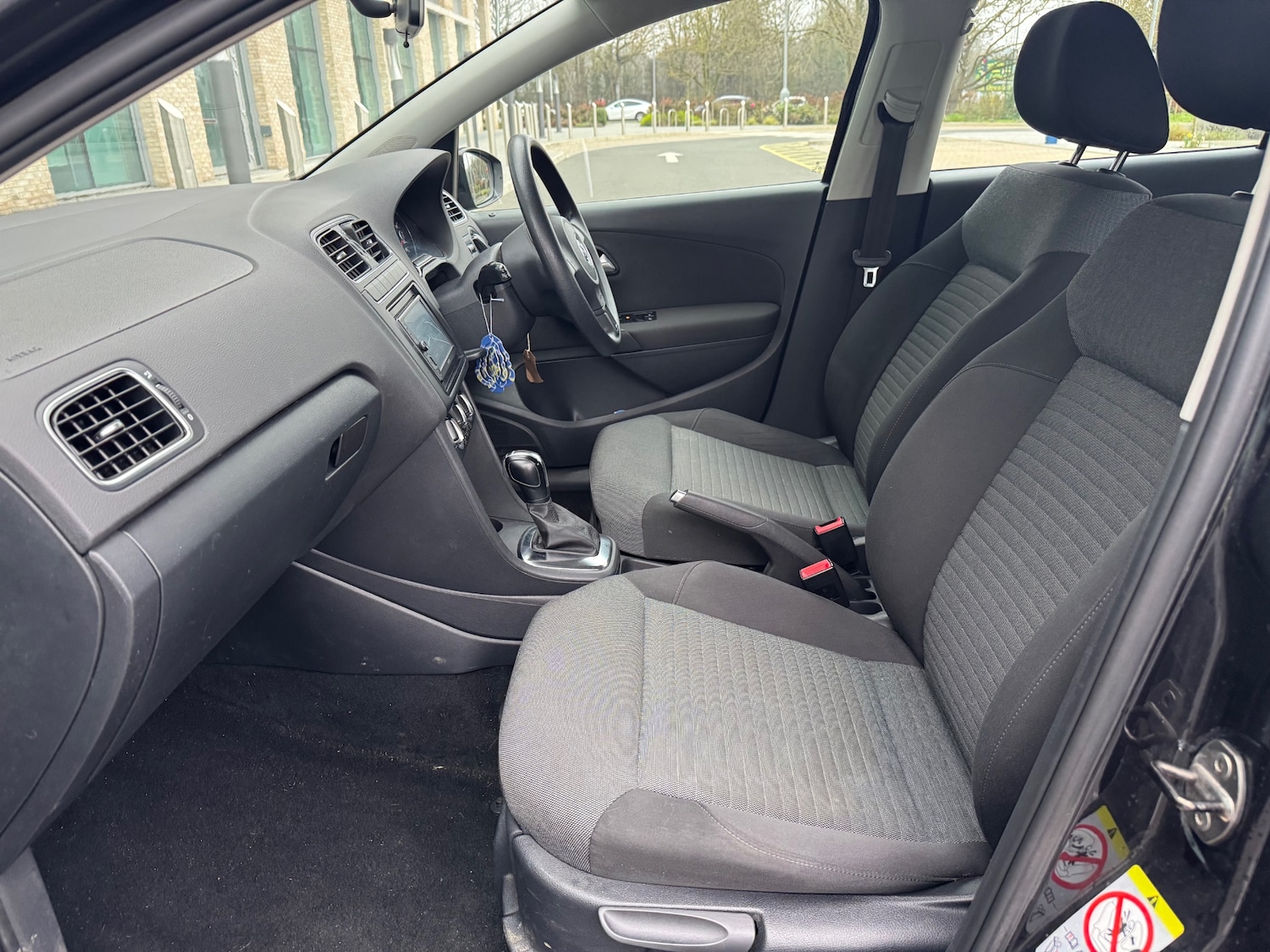 Used Volkswagen Polo 2011 for sale - 78018657: Photo 12