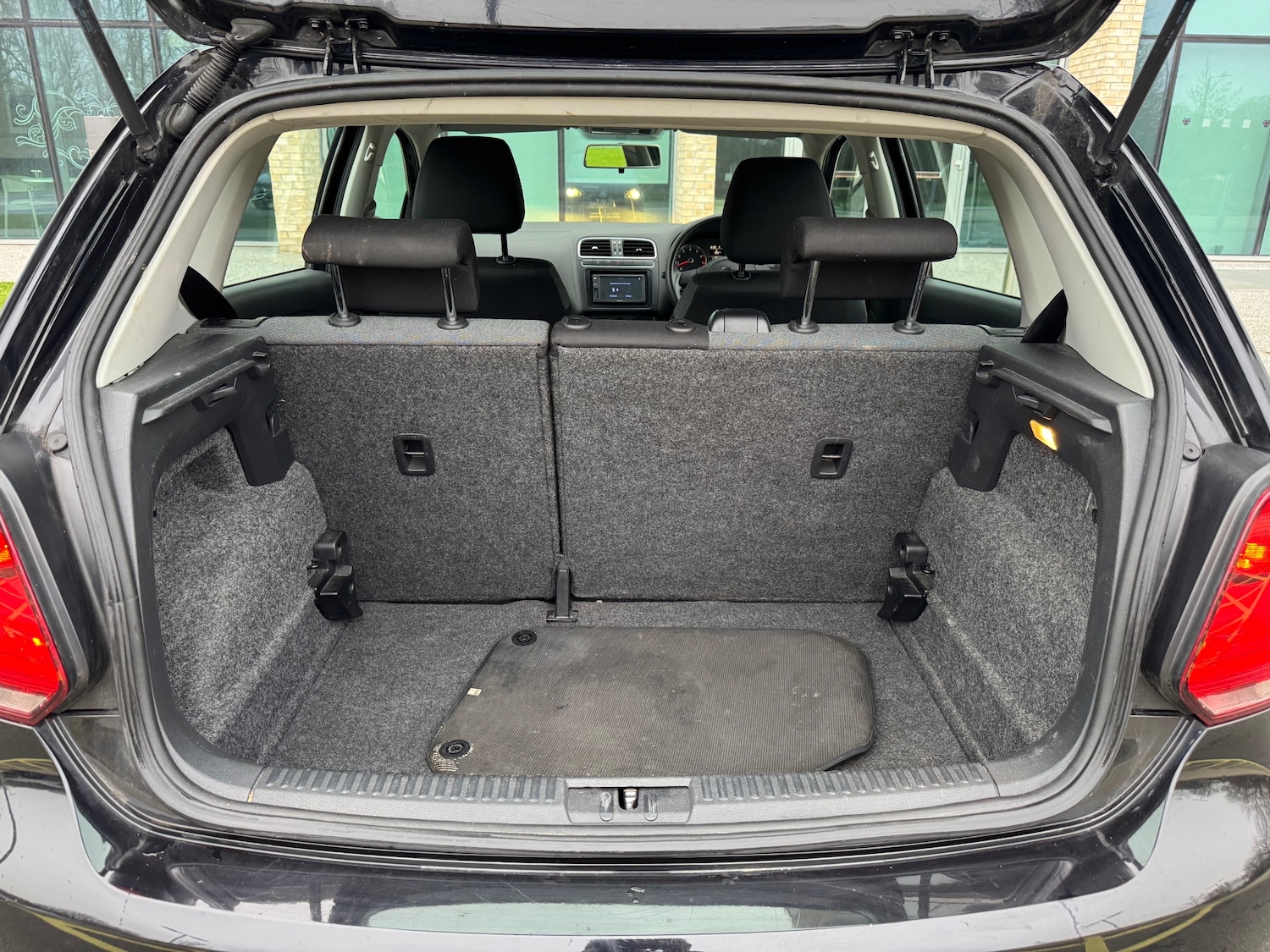 Used Volkswagen Polo 2011 for sale - 78018657: Photo 13