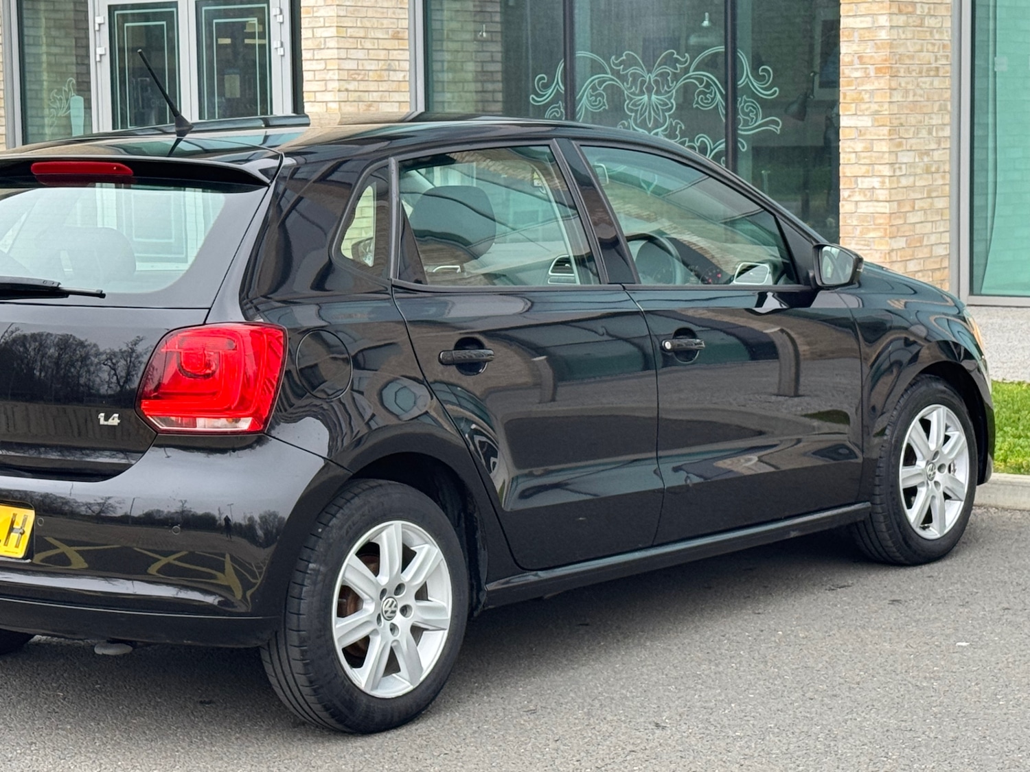 Used Volkswagen Polo 2011 for sale - 78018657: Photo 8