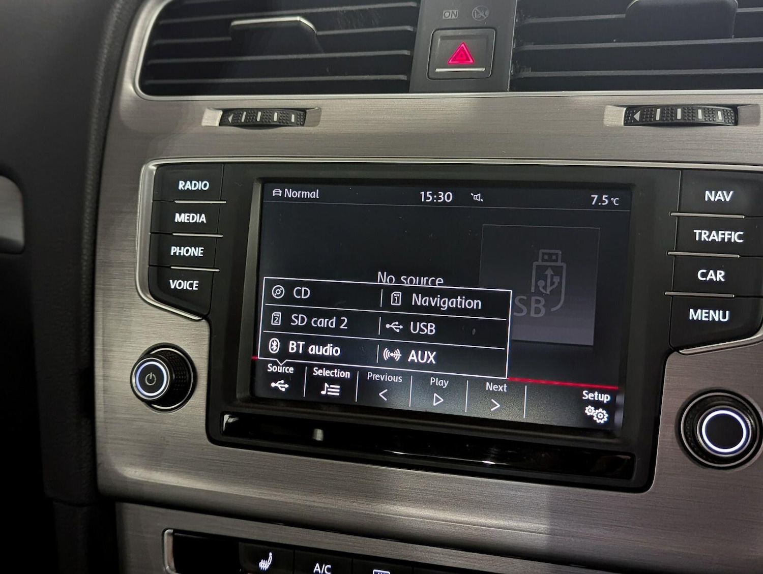 Used Volkswagen Golf 2016 for sale - 77387292: Photo 38