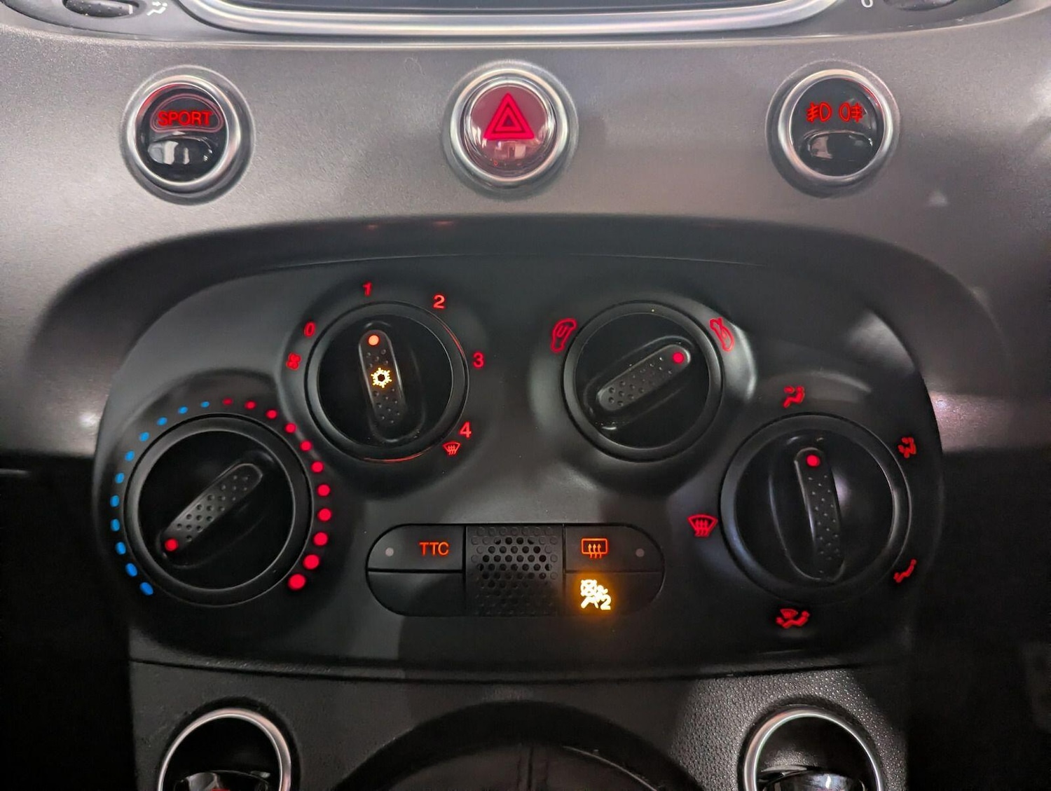 Used Abarth 595 2017 for sale - 77695718: Photo 26