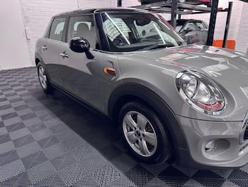 Used MINI Hatch 2018 for sale - 79807483: Photo