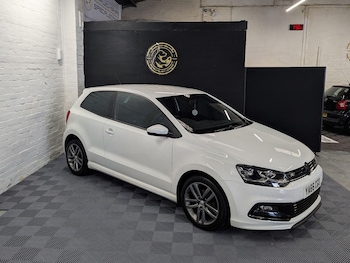 Used Volkswagen Polo 2016 for sale - 76607833: Photo