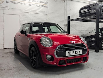Used MINI Hatch 2018 for sale - 79472116: Photo