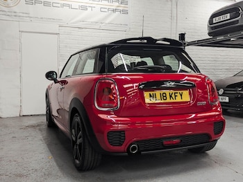 Used MINI Hatch 2018 for sale - 79472116: Photo