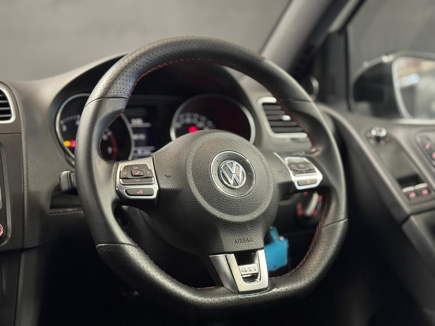 Used Volkswagen Golf 2009 for sale - 76975417: Photo 32