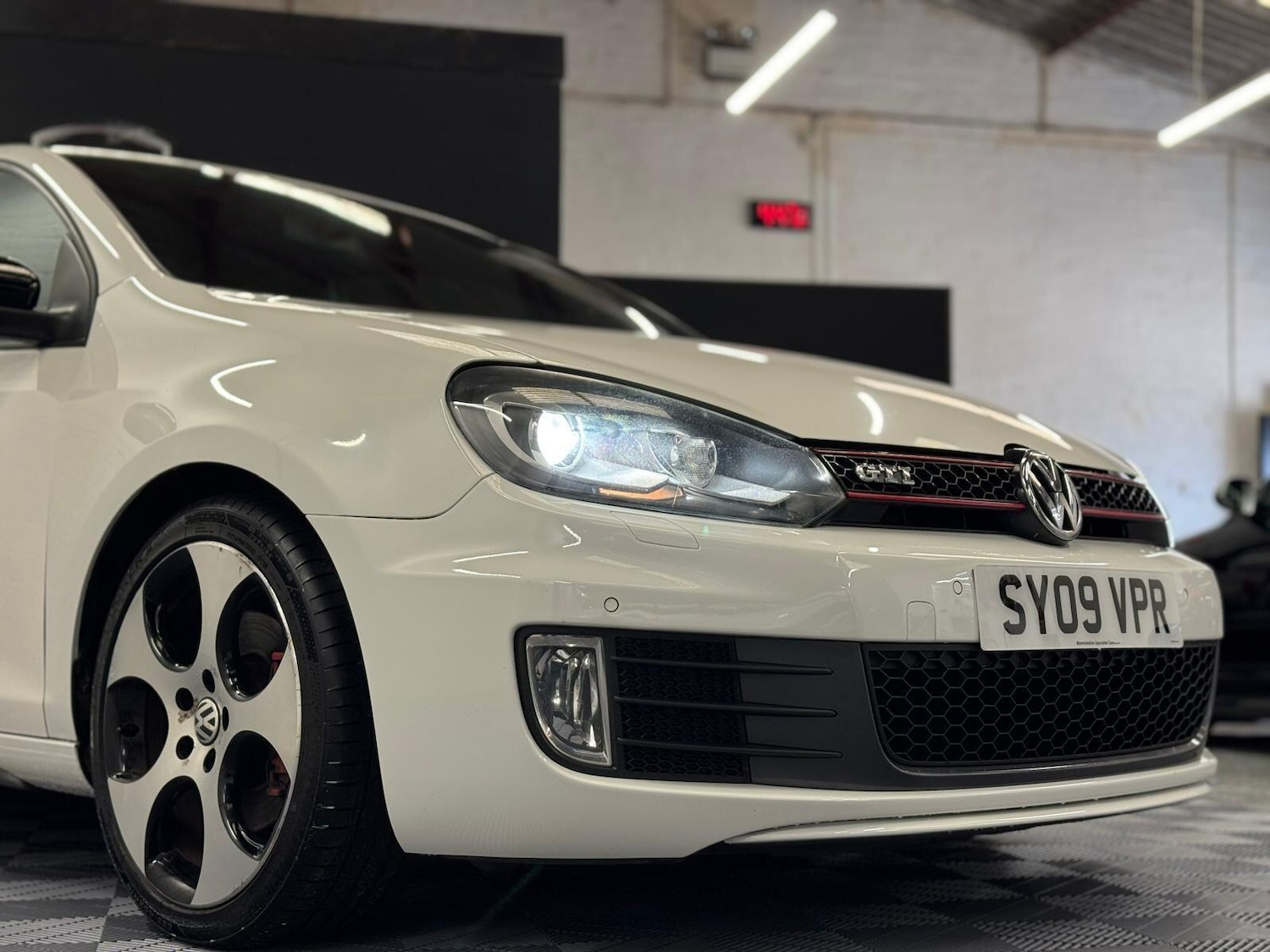 Used Volkswagen Golf 2009 for sale - 76975417: Photo 4