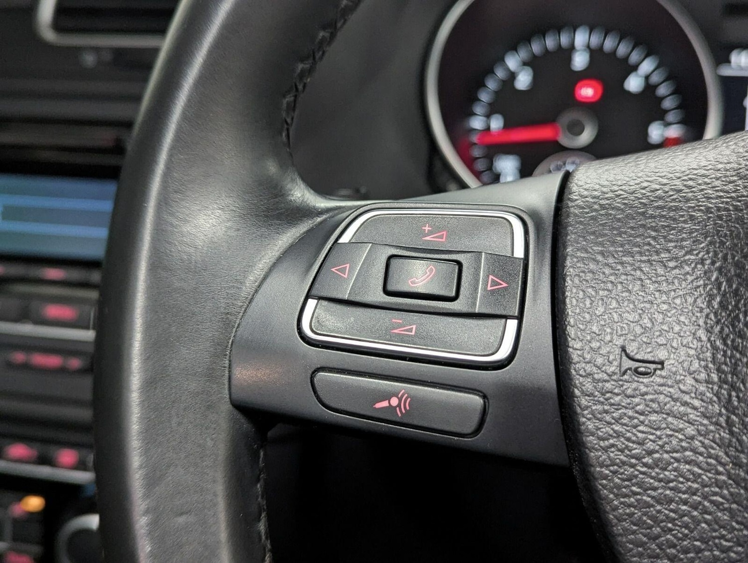 Used Volkswagen Golf 2012 for sale - 77478693: Photo 34