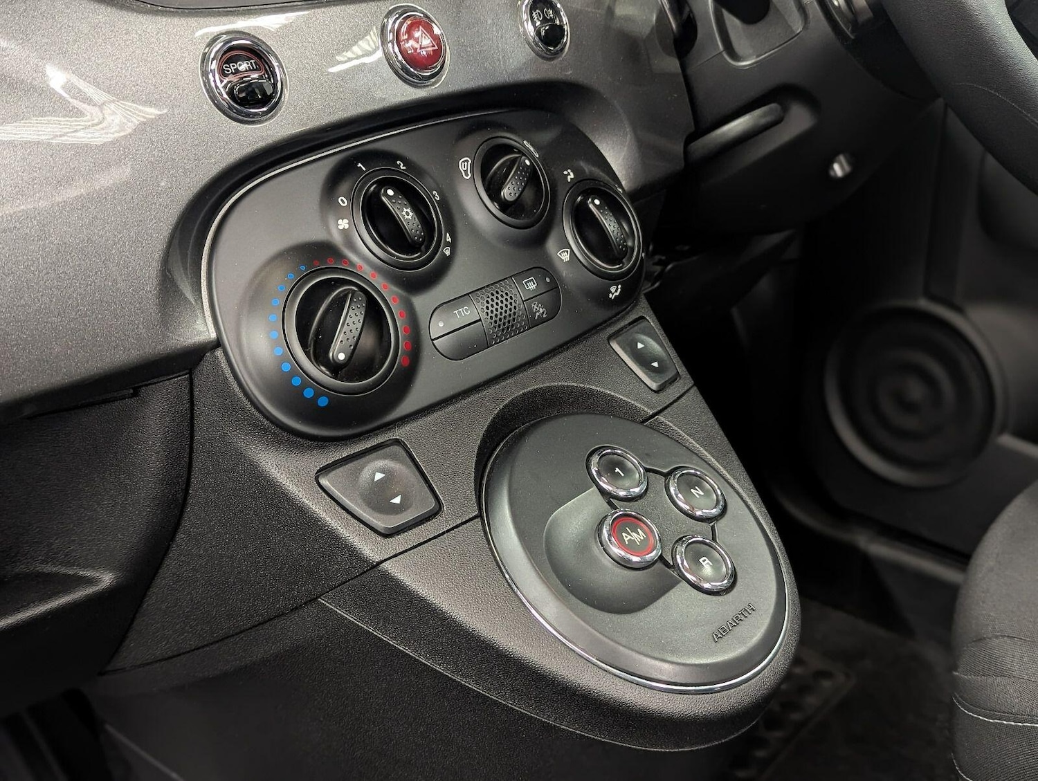 Used Abarth 500 2015 for sale - 78115880: Photo 21