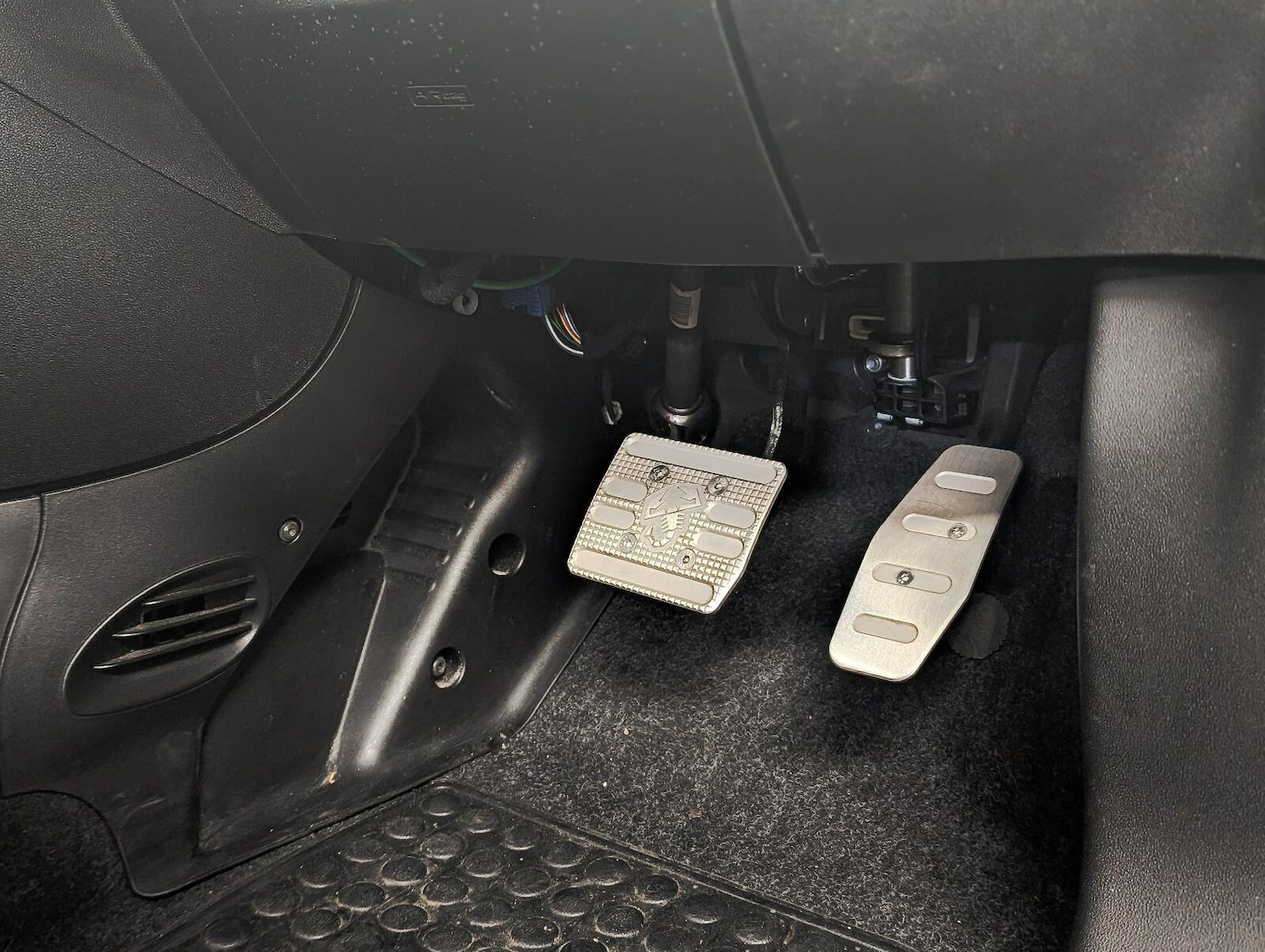 Used Abarth 500 2015 for sale - 78115880: Photo 33